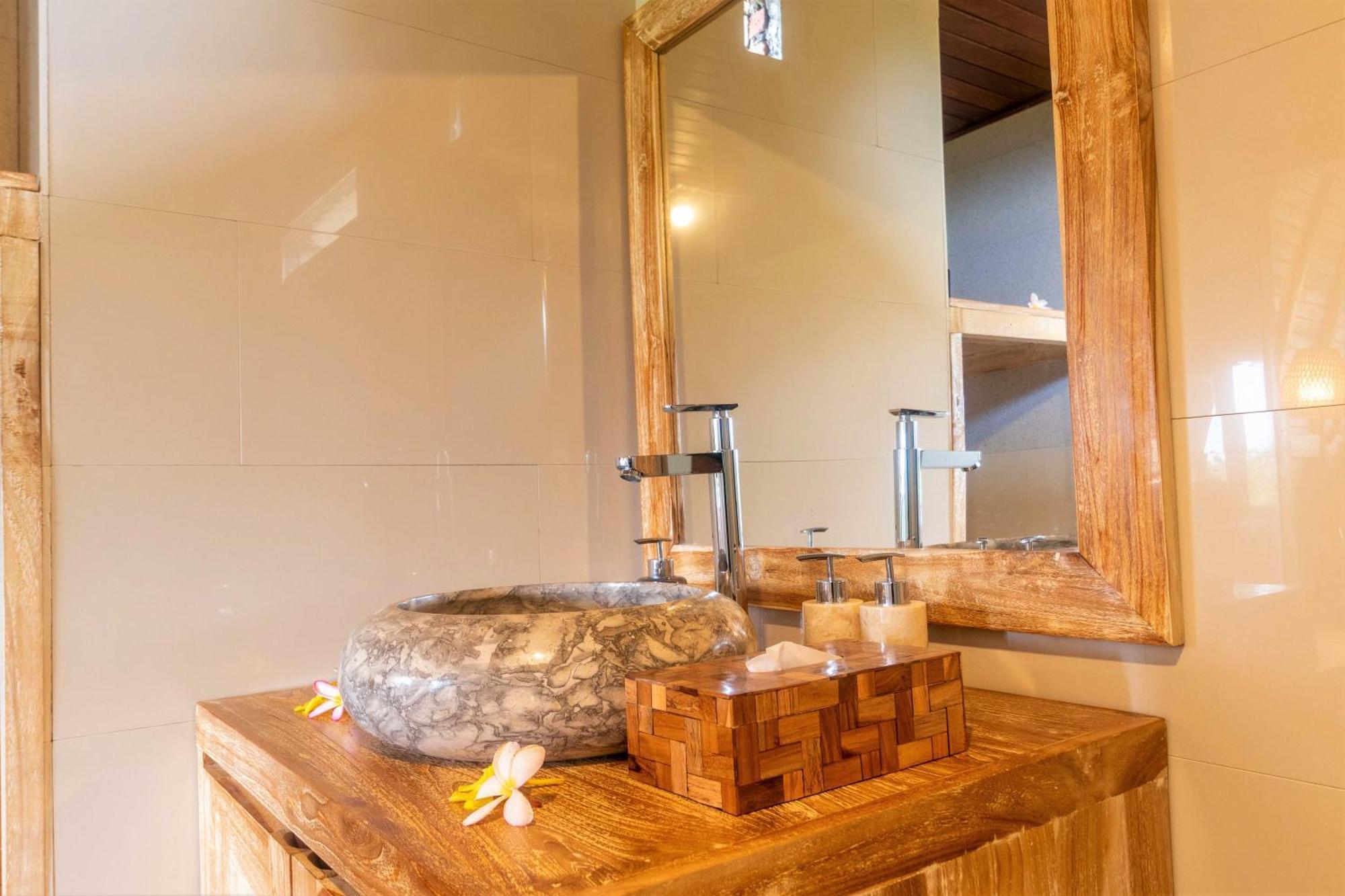 Alamgangga Villas Tirta Gangga Karangasem Стая снимка